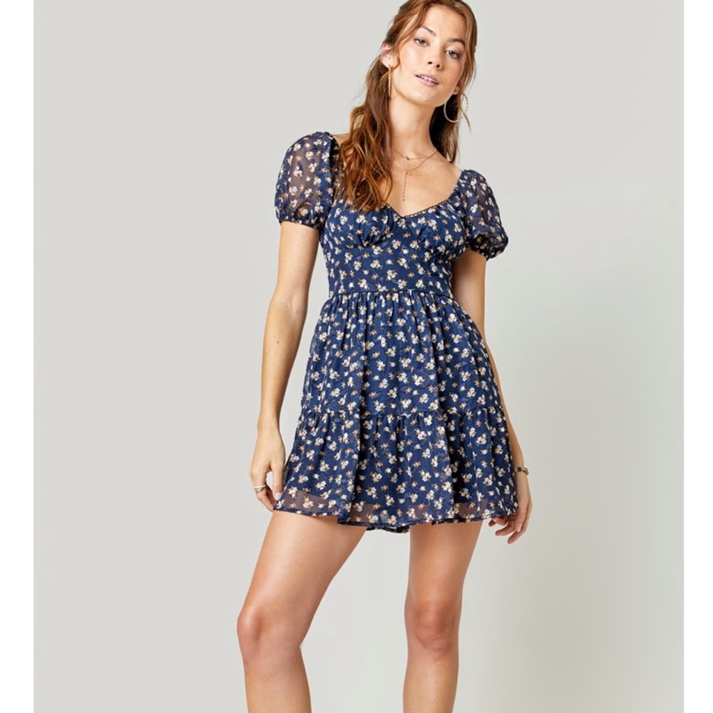 WILLA FLORAL MINI DRESS NWT